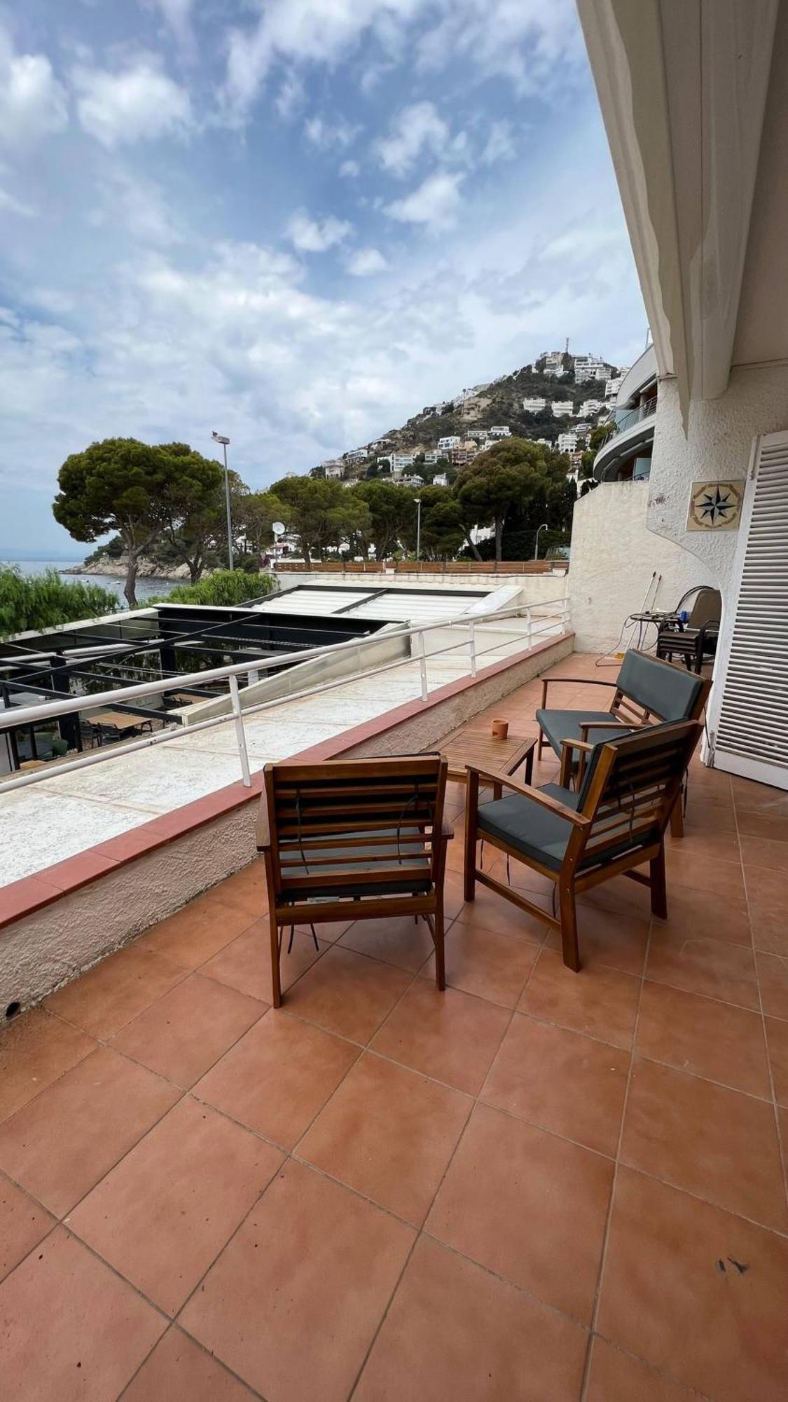 Precioso Apartamento Moderno En Primera Linea Del Mar Av-11 Roses Extérieur photo