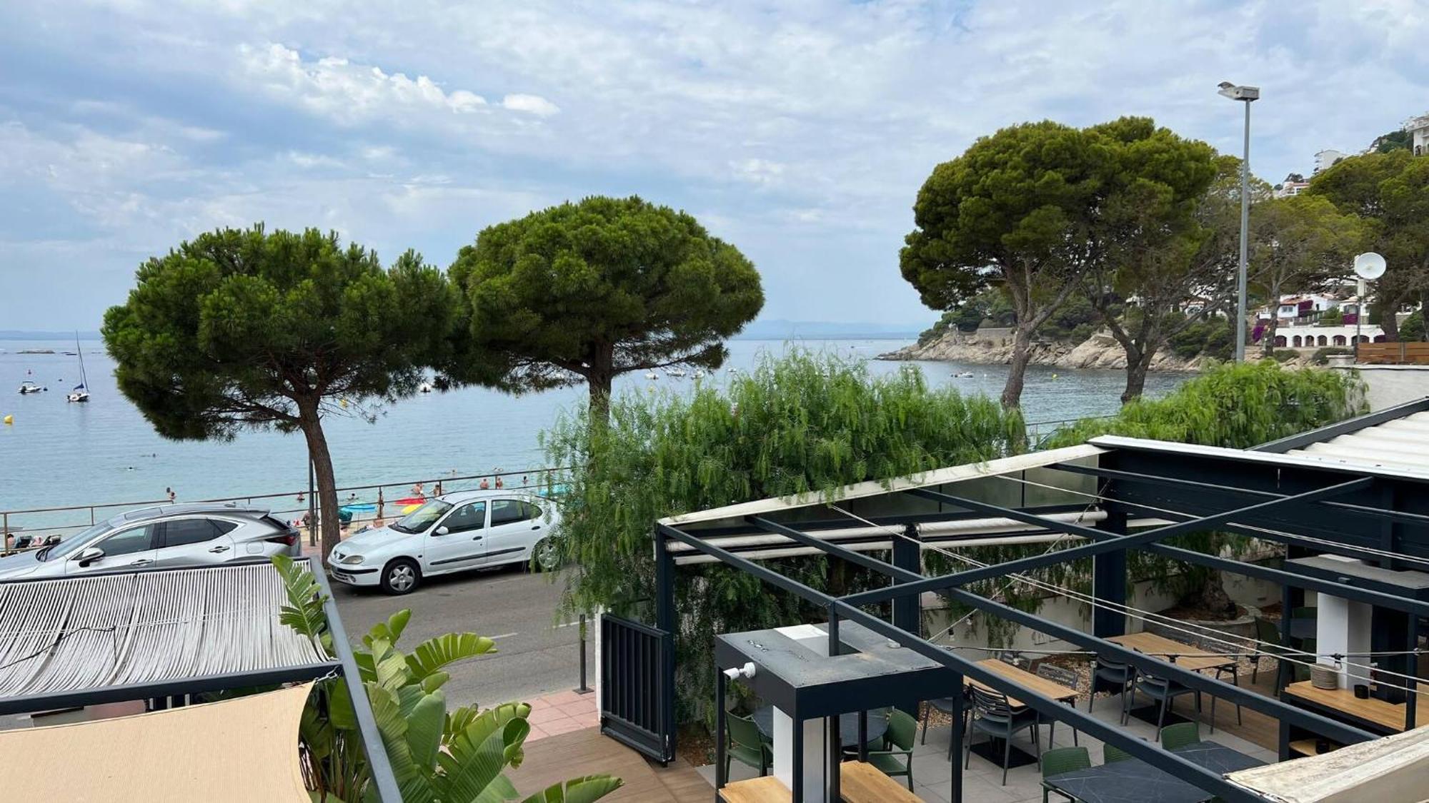 Precioso Apartamento Moderno En Primera Linea Del Mar Av-11 Roses Extérieur photo