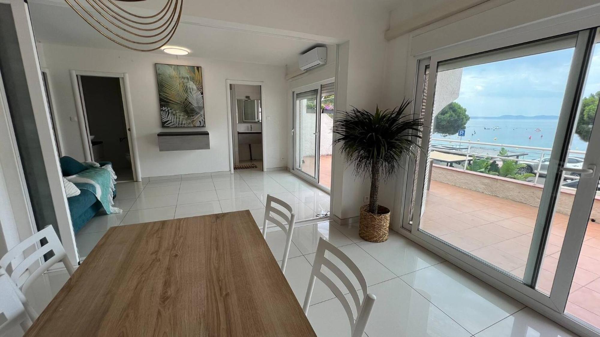 Precioso Apartamento Moderno En Primera Linea Del Mar Av-11 Roses Extérieur photo