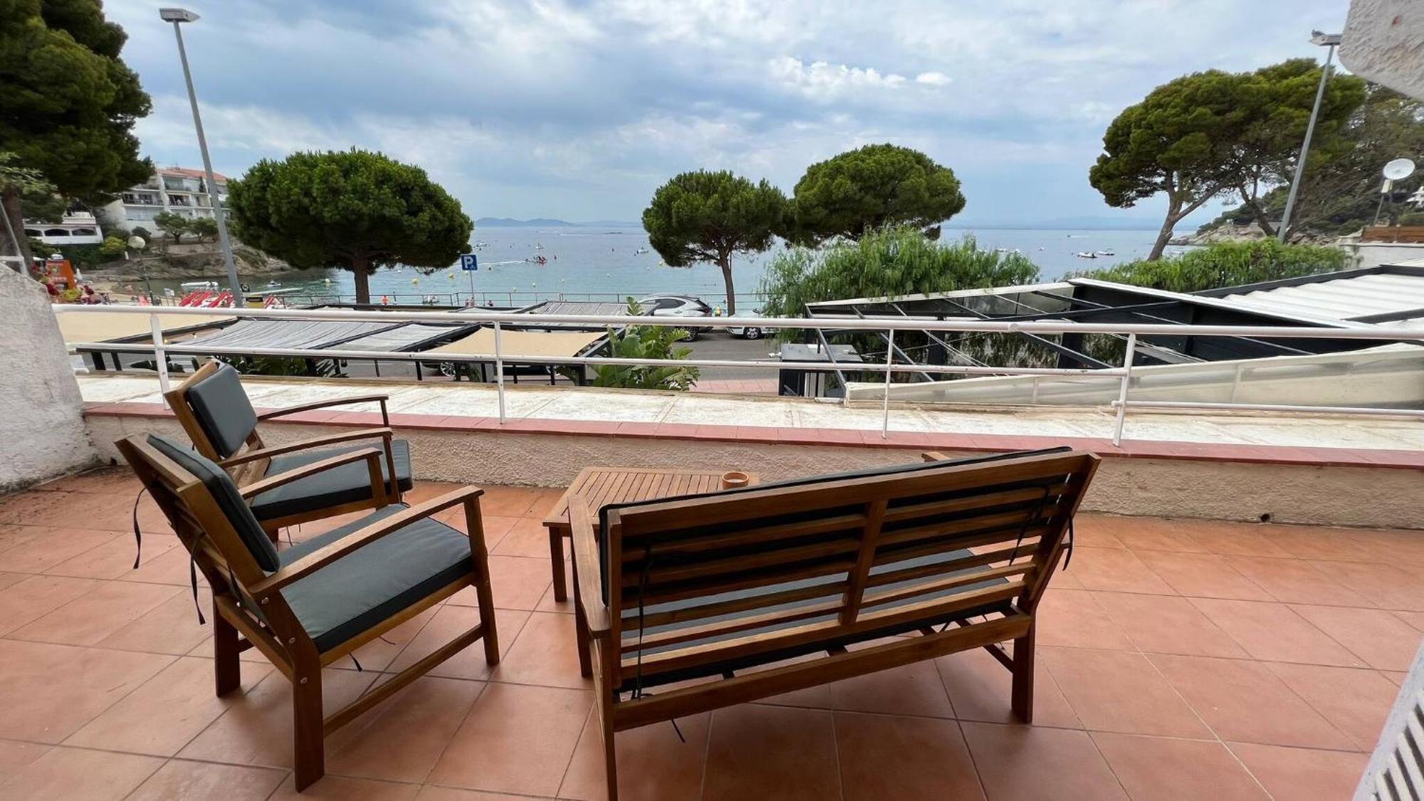 Precioso Apartamento Moderno En Primera Linea Del Mar Av-11 Roses Extérieur photo